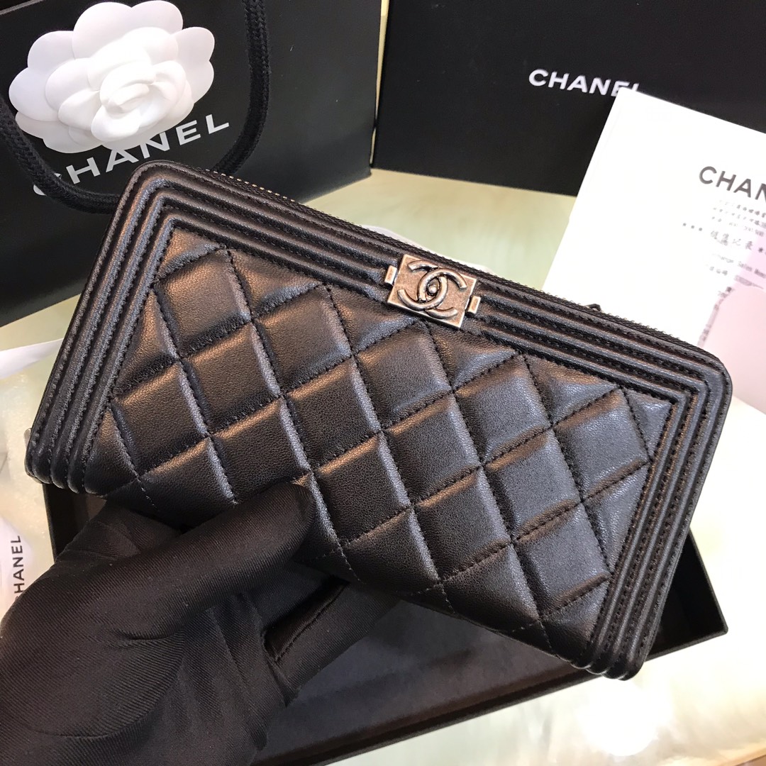 芸能人愛用Chanel シャネル 実物の写真 N品スーパーコピー財布代引き対応国内発送後払い安全必ず届く優良サイト